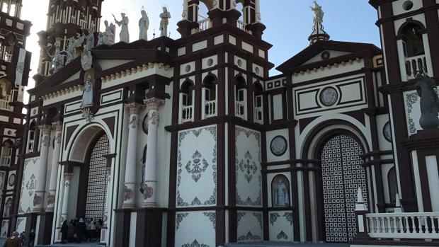 La basílica de El Palmar de Troya