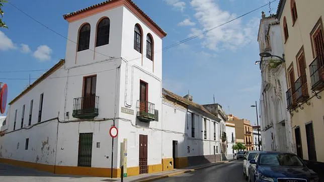 El Pa Denuncia Ante La Junta El Derribo De La Casa Colindante A La Torre Del Olivar