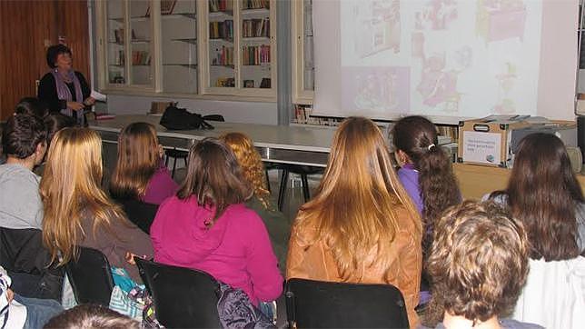 El taller se imparte en cinco centros educativos de Mairena del Aljarafe