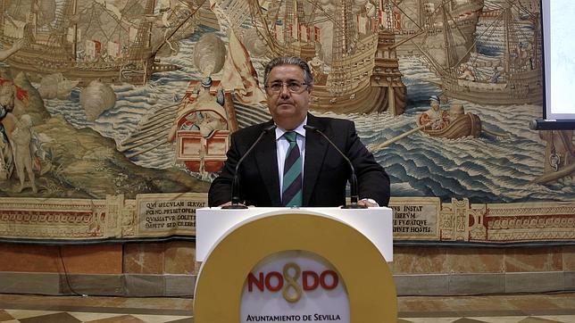 Juan Ignacio Zoido pide que se apueste por los jóvenes