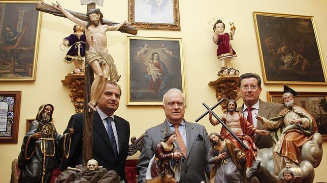 Pasión termina la restauración de sus obras escultóricas