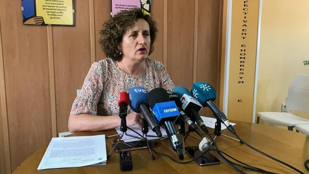 La asesora jurídica de Juana Rivas, durante la rueda de prensa de este miércoles en Maracena