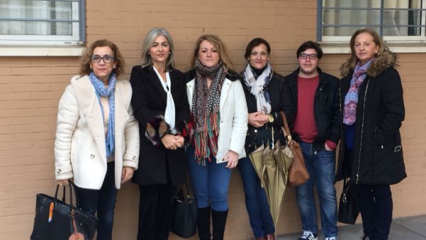 Responsables del PP de Alcalá y de Sevilla han visitado dos de los institutos de la localidad