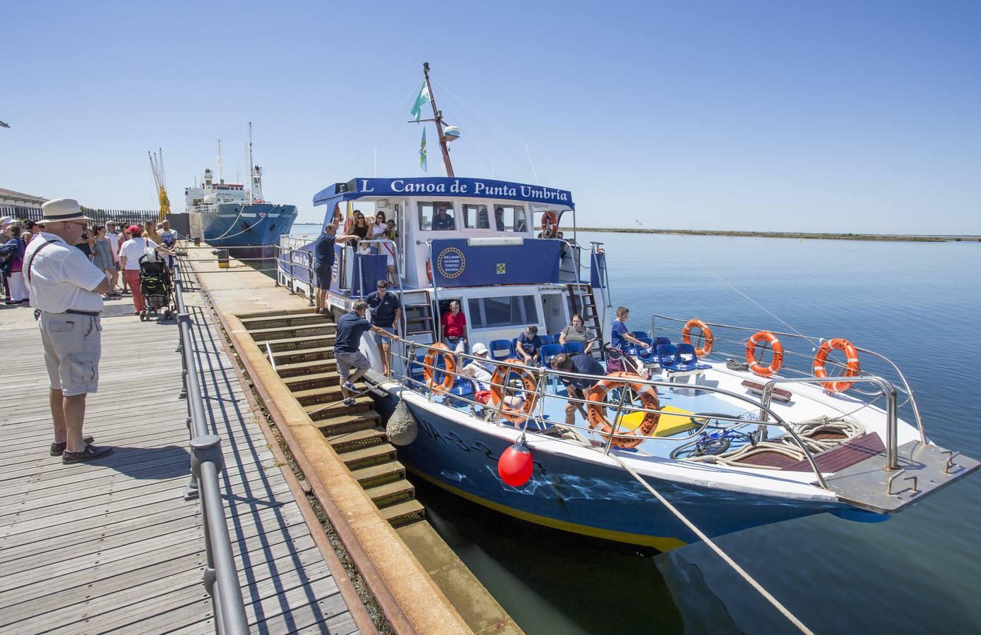 La canoa de Punta Umbría, un imprescindible del verano La canoa de Punta Umbría, un imprescindible del verano