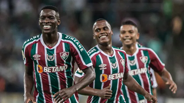 Luiz Henrique sonrÃ*e tras marcar un gol con el Fluminense