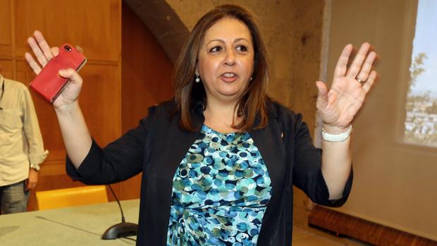 La exdirectora del Patronato de la Alhambra y el Generalife, María del Mar Villafranca