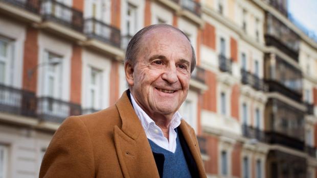 El periodista José María García asistirá a Guadix el 22 de marzo para recoger el premio.