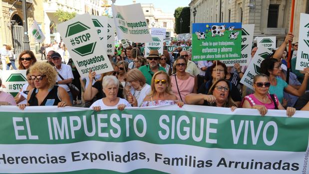 Manifestación contra el impuesto de sucesiones en 2017