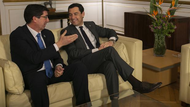 Juan Marín y Juanma Moreno este martes en el Palacio de San Telmo
