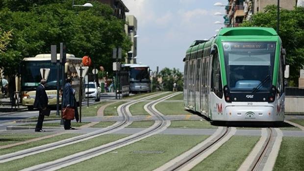 El estudio de la Junta de Andalucía para ampliar el metro de Granada parte «de cero».