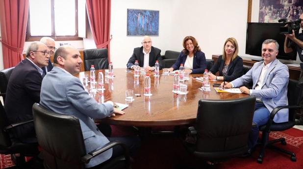 Encuentro entre dirigentes del PSOE andaluz y de Ciudadanos, ayer para hablar de pactos municipales