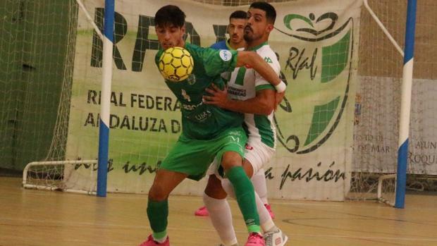Jesús Rodríguez pugna con Nando