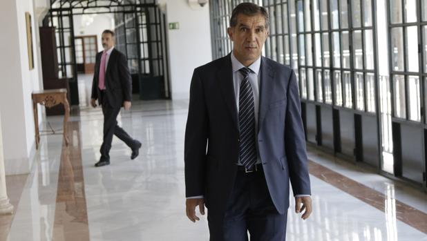 El presidente del Tribunal Superior de Justicia de Andalucía, Lorenzo del Río en una visita institucional al Parlamento andaluz en junio de 2018