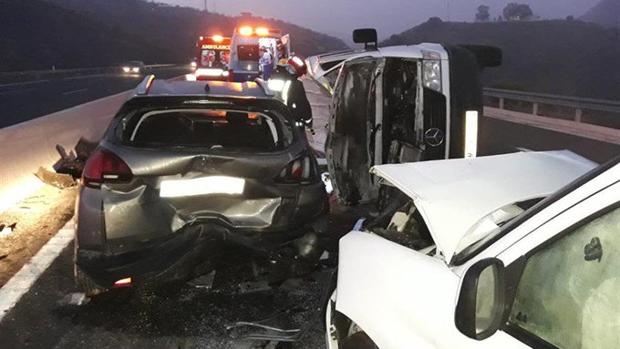 Varios vehículos se han visto implicados en el accidente en la AP-46 en Málaga
