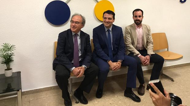 Díaz, Bellido y Ángel Herrador, en la inauguración