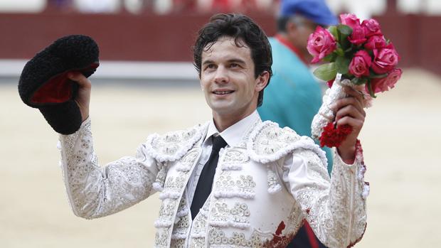 Juan del Álamo, con su terno blanco y plata, el pasado 8 de junio de en Las Ventas