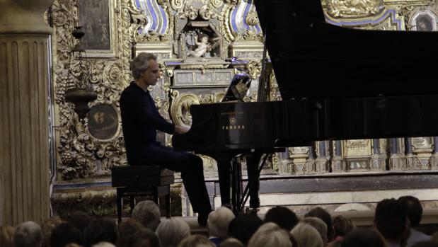 Pedro Halffter durante el concierto que ofreció este jueves