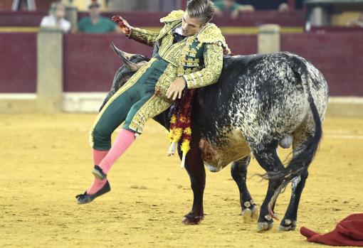 Momento del percance de Alejandro Mora