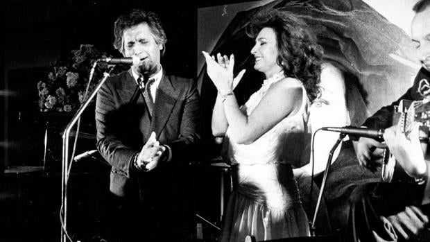 Chiquetete junto a Rocío Jurado en 1987