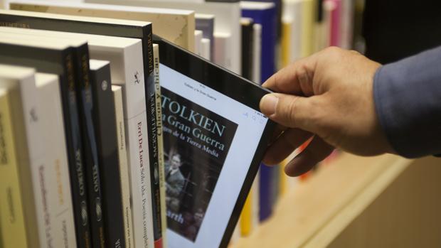 Portada de «Tolkien y la Gran Guerra» de John Garth en formato electrónico