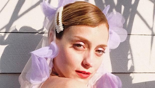 Lourdes Hernández es Russian Red