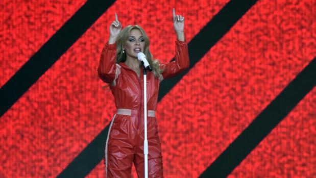 Kylie Minogue, durante su actuación en el festival de Glastonbury el domingo 30 de junio de 2019