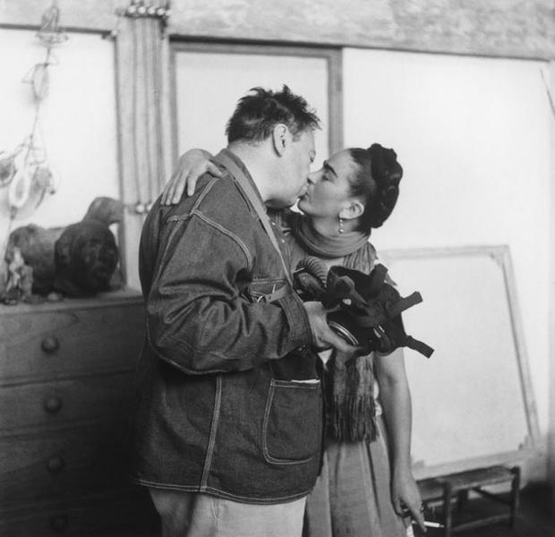 Diego Rivera (izq.) y Frida Kahlo (dcha.)