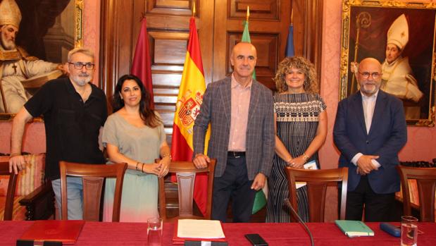 Javier Paisano, Lourdes Palacios, Antonio Muñoz, Pilar Querol y Carlos Rosado este martees
