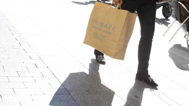 ABF anunció una caída del 2% en las ventas comparables de Primark para el año 2016