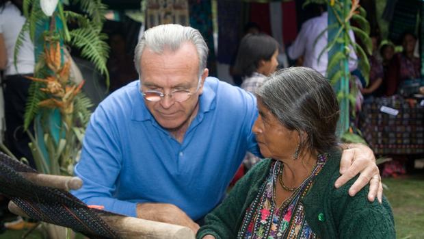 Isidre Fainé de cooperación en Guatemala