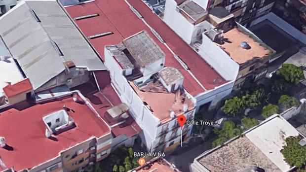 Abu ha comprado el número 7, 9 y 11 de la calle Troya