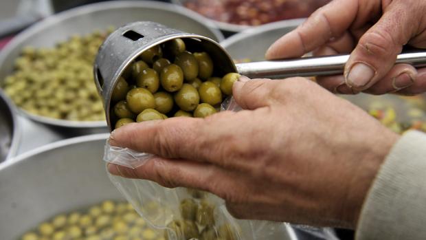 La aceituna de mesa española es un símbolo de máxima calidad y buen hacer de las industrias