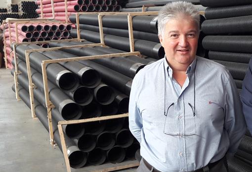 El empresario Navarro Bernal compra la cadena de zapaterías Zabol para  reflotarla