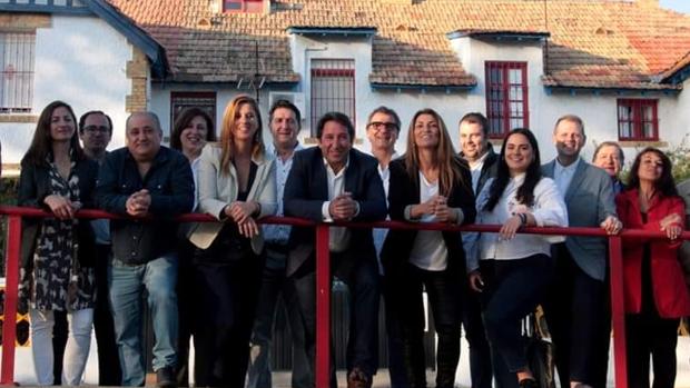 Ruperto Gallardo junto a miembros de su lista