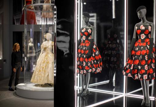 Imagen de la exposición «Dior: Diseñador de Sueños»