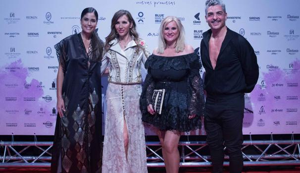 De izquierda a derecha: Patricia Yurena, Paloma Lago, Marta Díaz y Txabi Franquesa