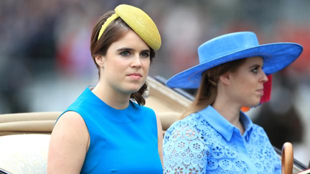 La Princesa Eugenia de York junto a su hermana, la Princesa Beatriz en el Royal Ascot (Reino Unido) el pasado18 de junio.