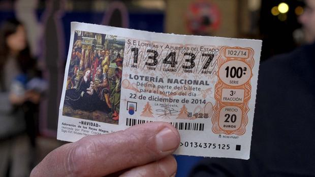 El décimo con el número 13437 correspondió con el Gordo del año 2014