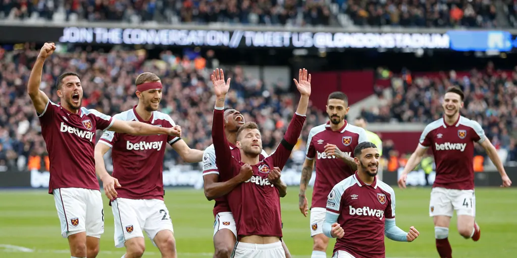 Yarmolenko, excited with Ukraine, guides West Ham to victory (2-1)