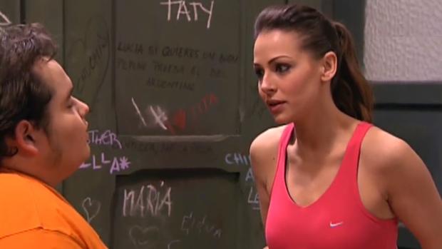 Eva González, en «Los Serrano», junto a Andrés de la Cruz, que interpretaba a «Boliche»