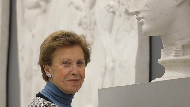 A sus 71 años, la catedrática de Arqueología Pilar León-Castro continúa dando clases en la Universidad e invetigando