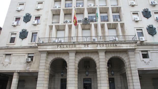 Edficio de la Audiencia en el Prado
