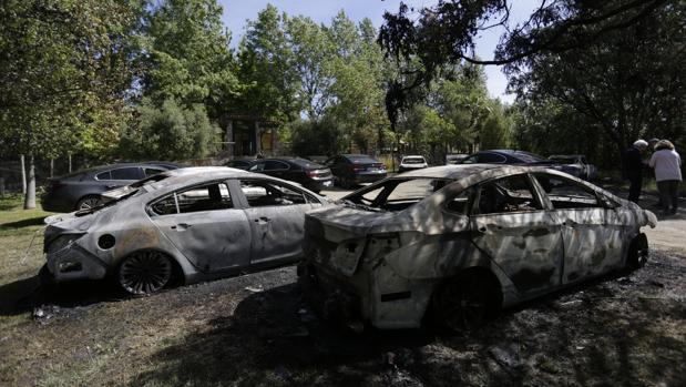 Coches quemados en Castilblanco en 2017