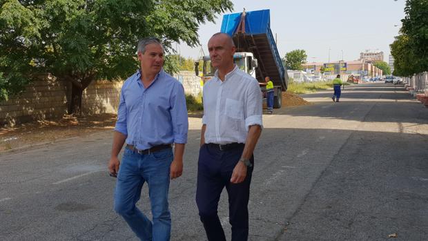 visitado el delegado de Hábitat Urbano, Cultura y Turismo del Ayuntamiento de Sevilla, Antonio Muñoz