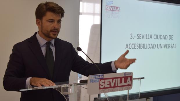 Beltrán Pérez, durante la rueda de prensa