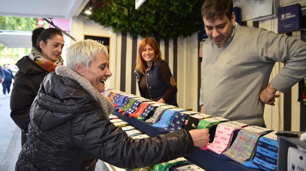 El mercadillo está en la calle Luis de Morales