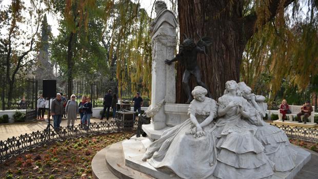 La Glorieta de Bécquer en el parque de María Luisa