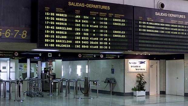 Imagen del interior del aeropuerto de Sevilla