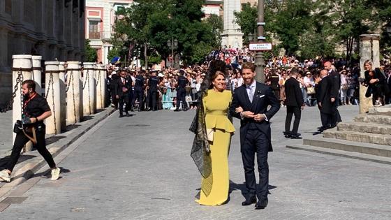Sergio Ramos con su madre a la llegada de la Catedral