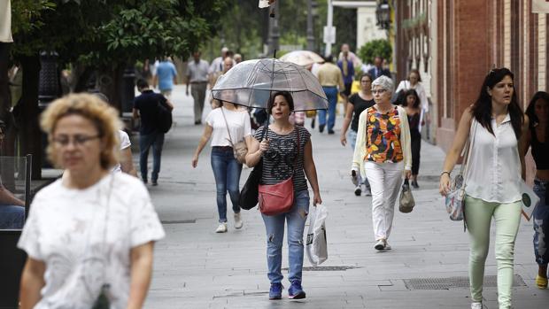 La probabilidad de lluvia para el viernes y el sábado será de un 65%